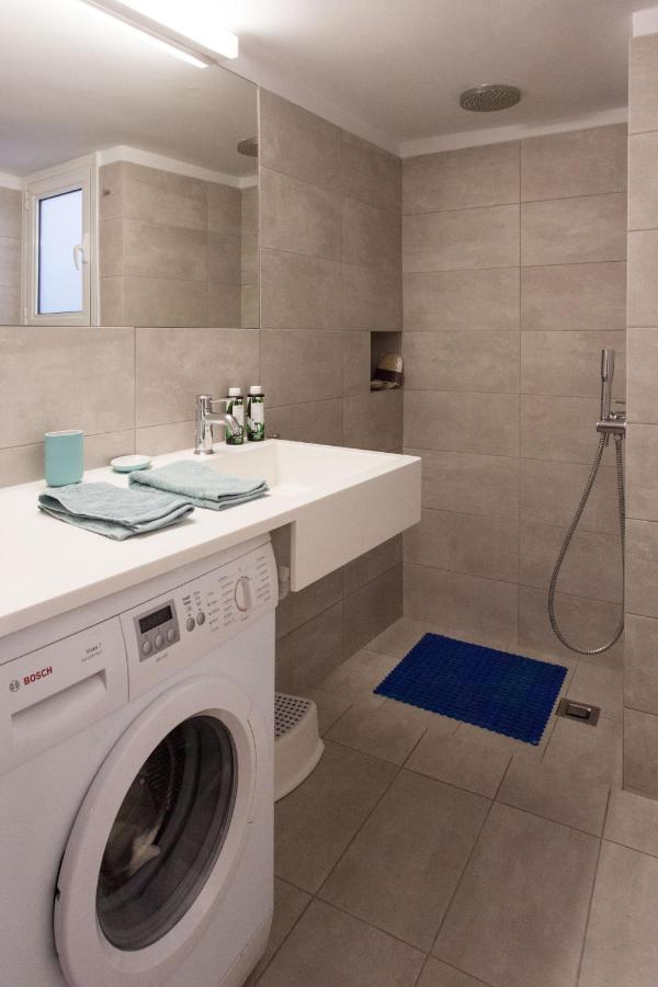2 Bdrm Apt For Up To 6 Guests Next To Acropolis Museum Athen Eksteriør billede