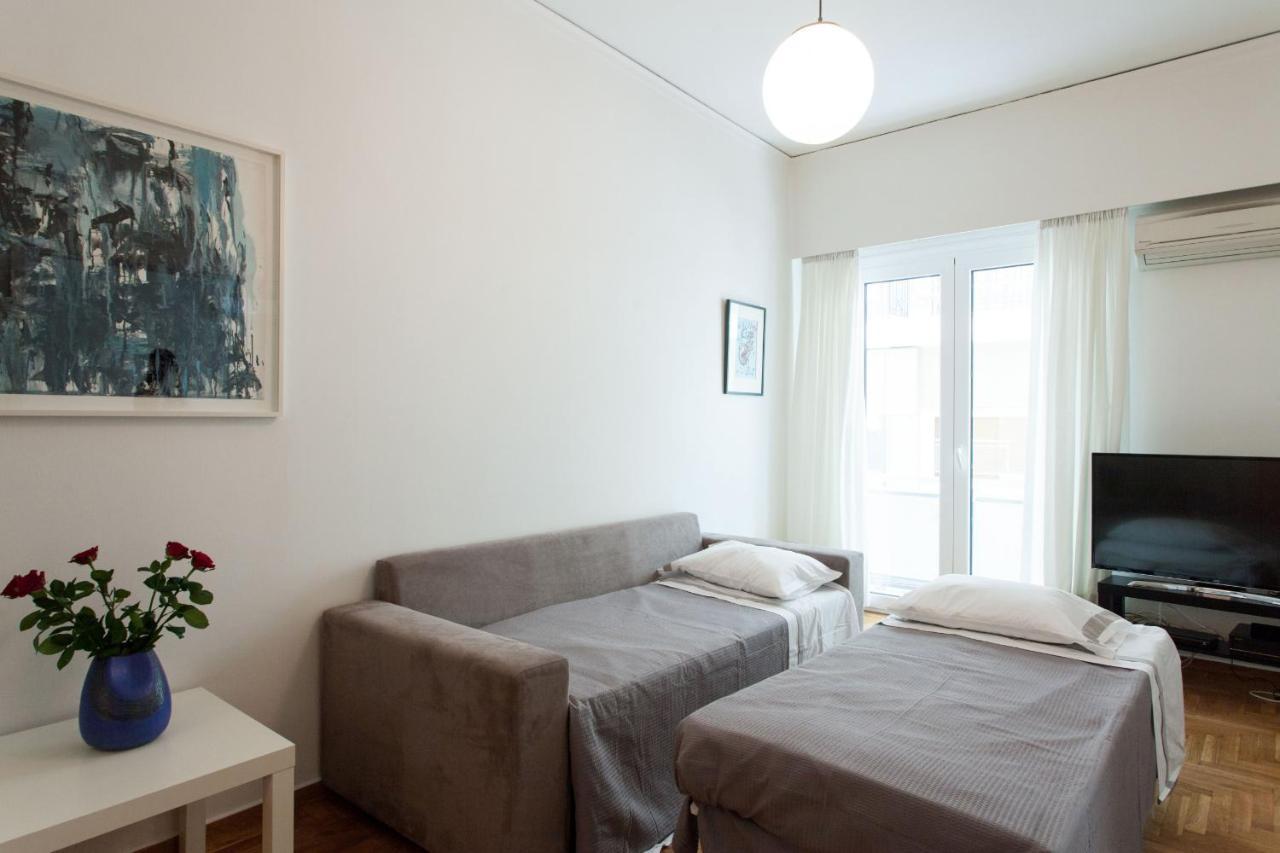 2 Bdrm Apt For Up To 6 Guests Next To Acropolis Museum Athen Eksteriør billede